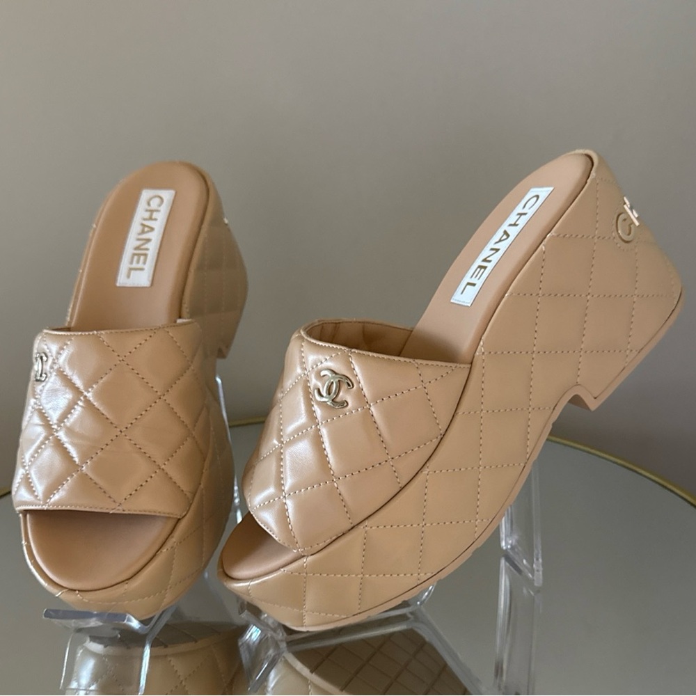 CHANEL DAD Sandals CC logo Quilted leather platform slides sz 39 - Picture 12 of 17